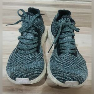 Adidas Ultra boost x Parleyed